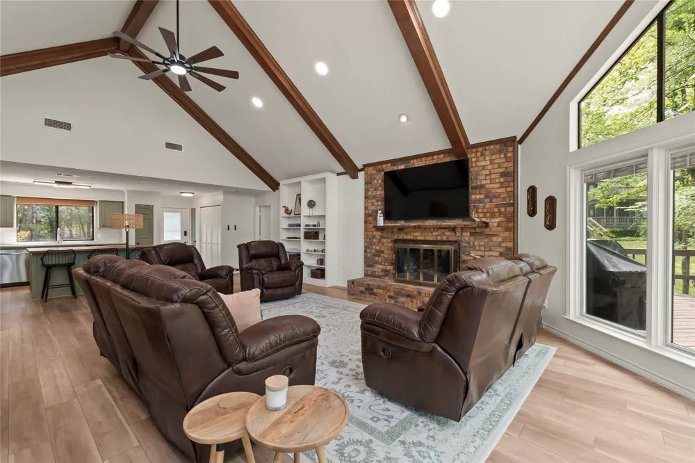 1611 Emma Drive Tool, TX 75143