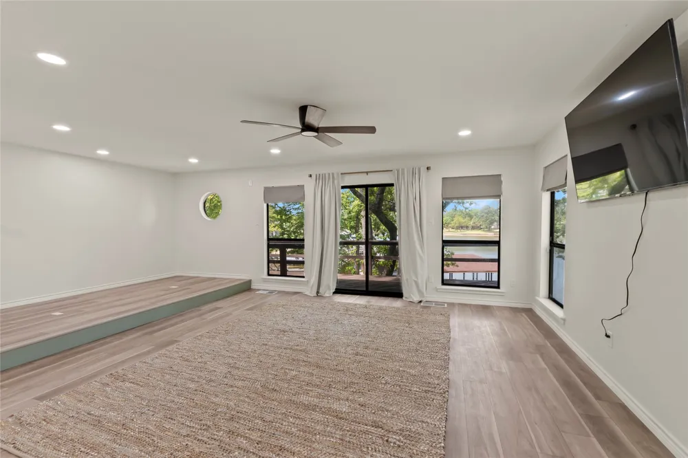 1611 Emma Drive Tool, TX 75143