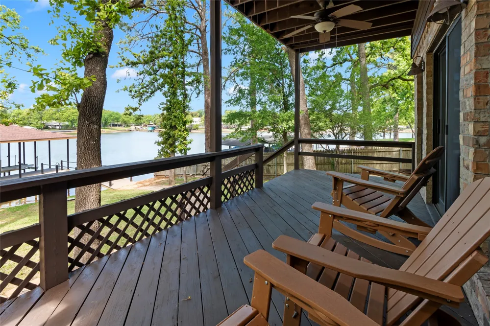 1611 Emma Drive Tool, TX 75143