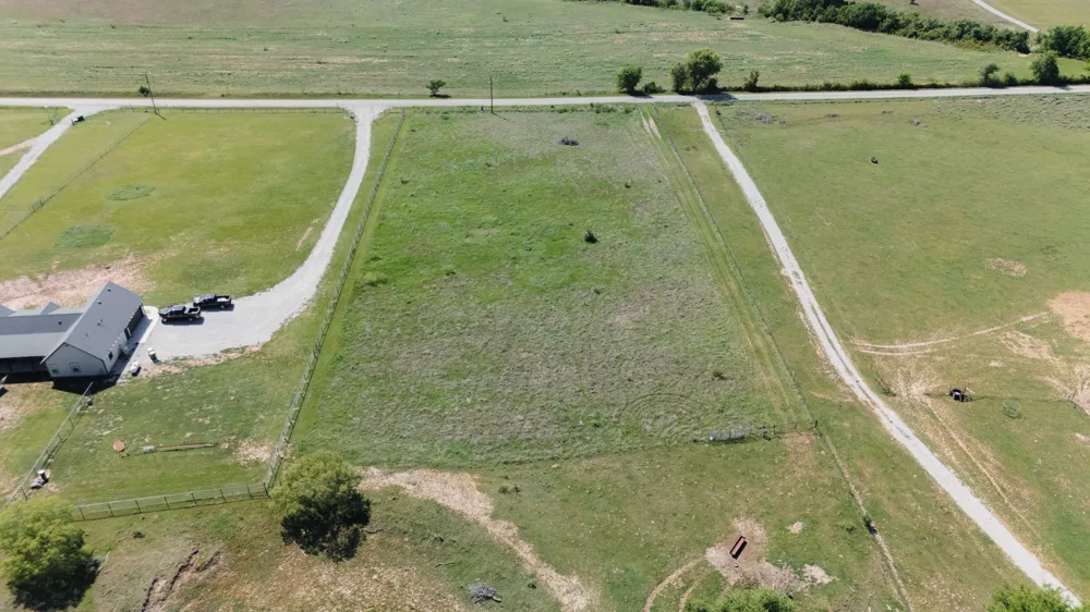 150 County Road 3525 Paradise, TX 76073