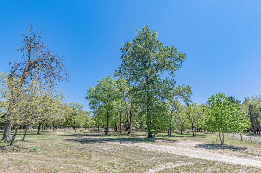 6481 County Road 4522 Athens, TX 75752