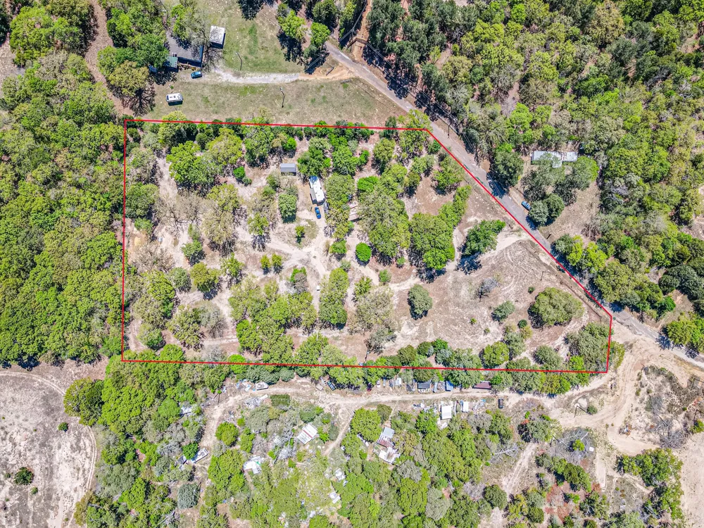 6481 County Road 4522 Athens, TX 75752