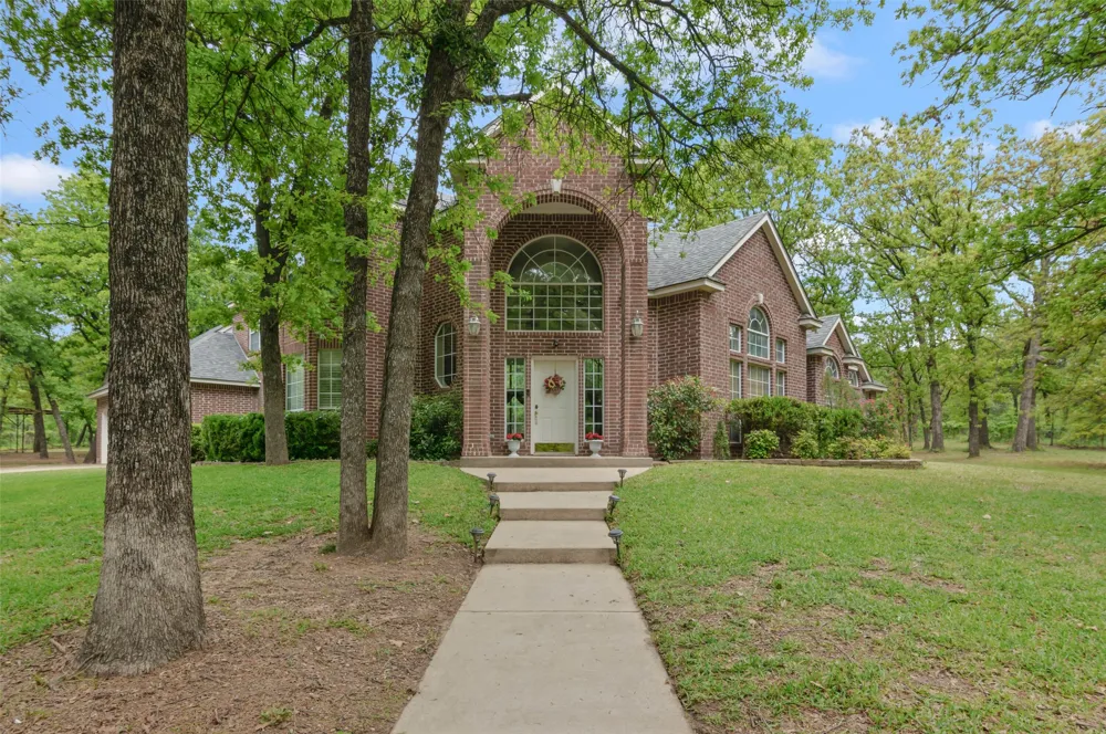 982 Stonecrest Road Argyle, TX 76226