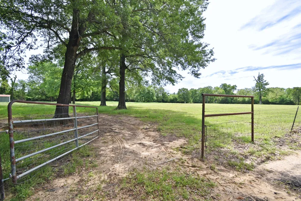 599 County Road 1260 Quitman, TX 75783