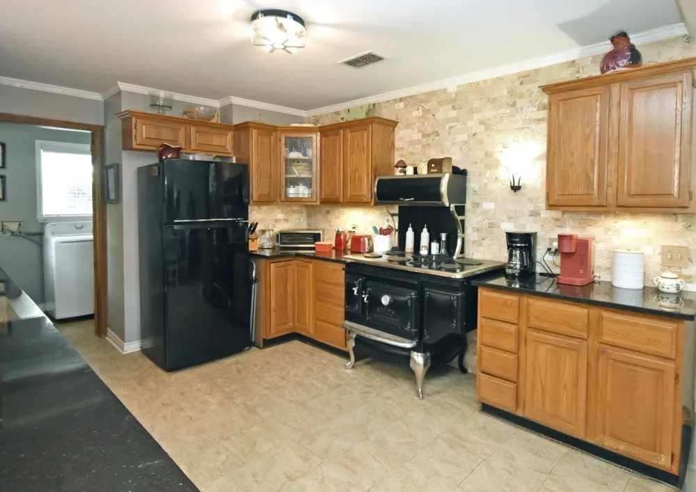 599 County Road 1260 Quitman, TX 75783