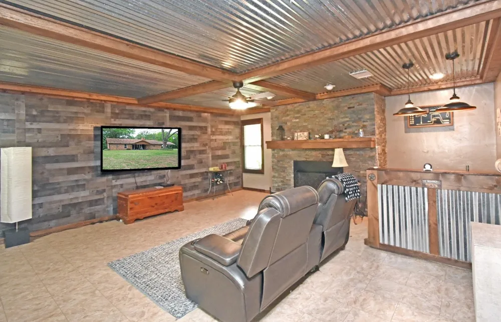599 County Road 1260 Quitman, TX 75783