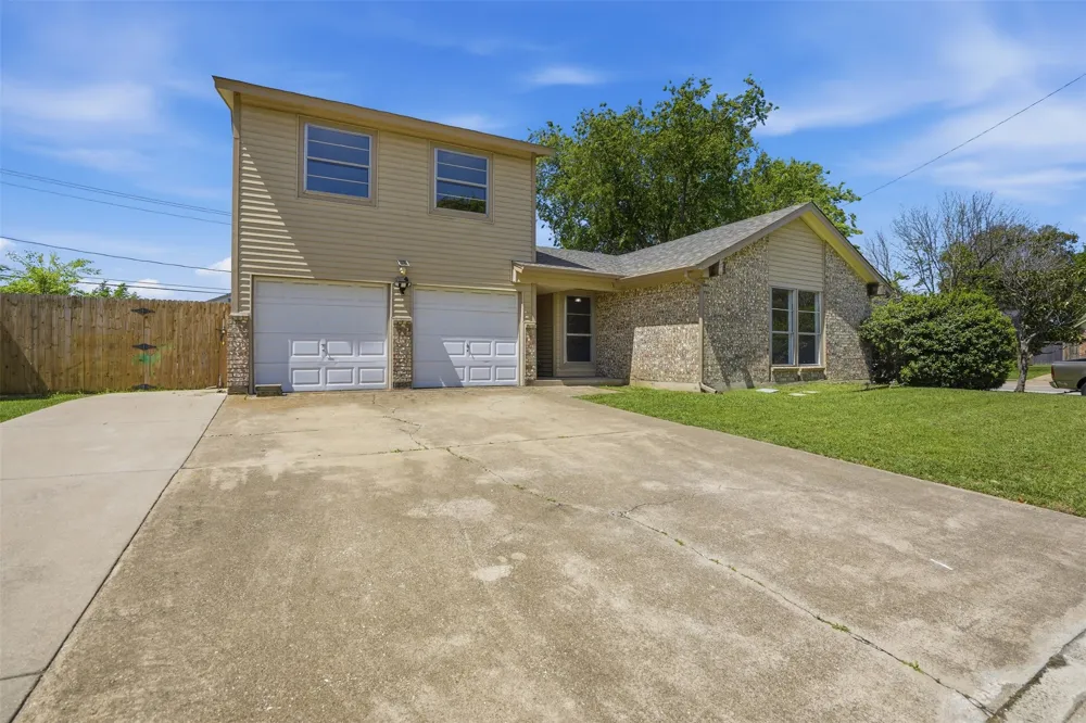 6021 Dusty Road Watauga, TX 76148