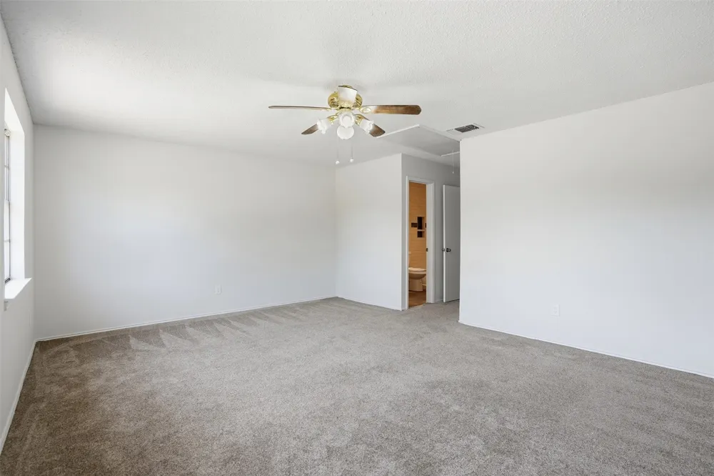 6021 Dusty Road Watauga, TX 76148