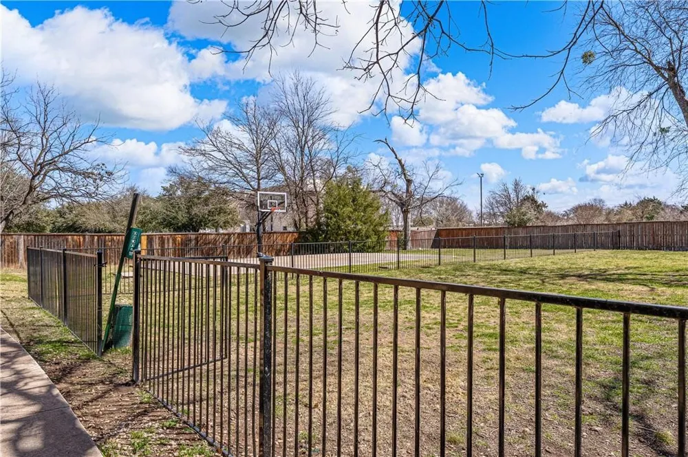 2410 S 2nd Street #841 Waco, TX 76706
