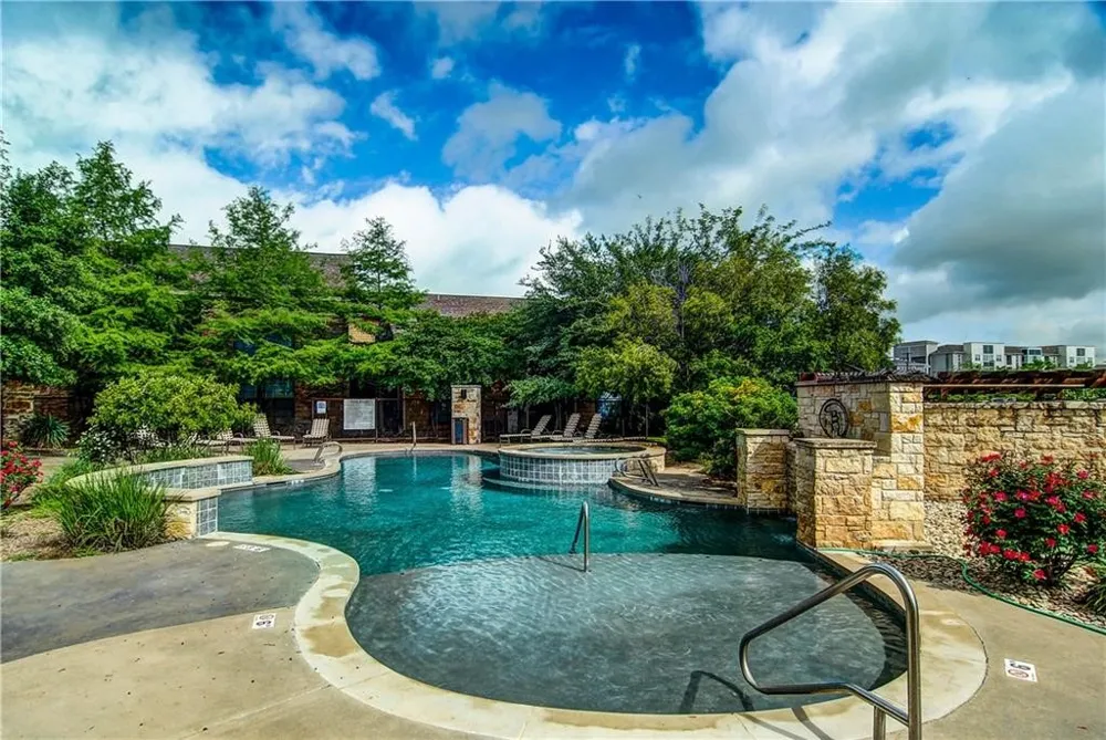 2410 S 2nd Street #841 Waco, TX 76706