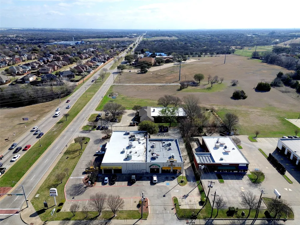 1226 W Belt Line Road DeSoto, TX 75115