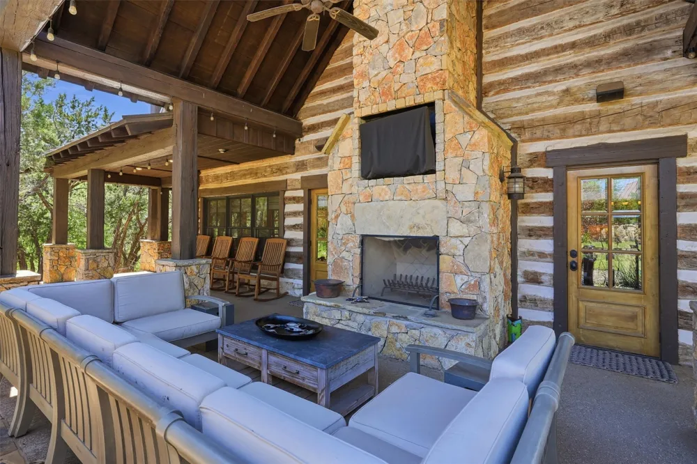 1190 Waterfall Way Graford, TX 76449