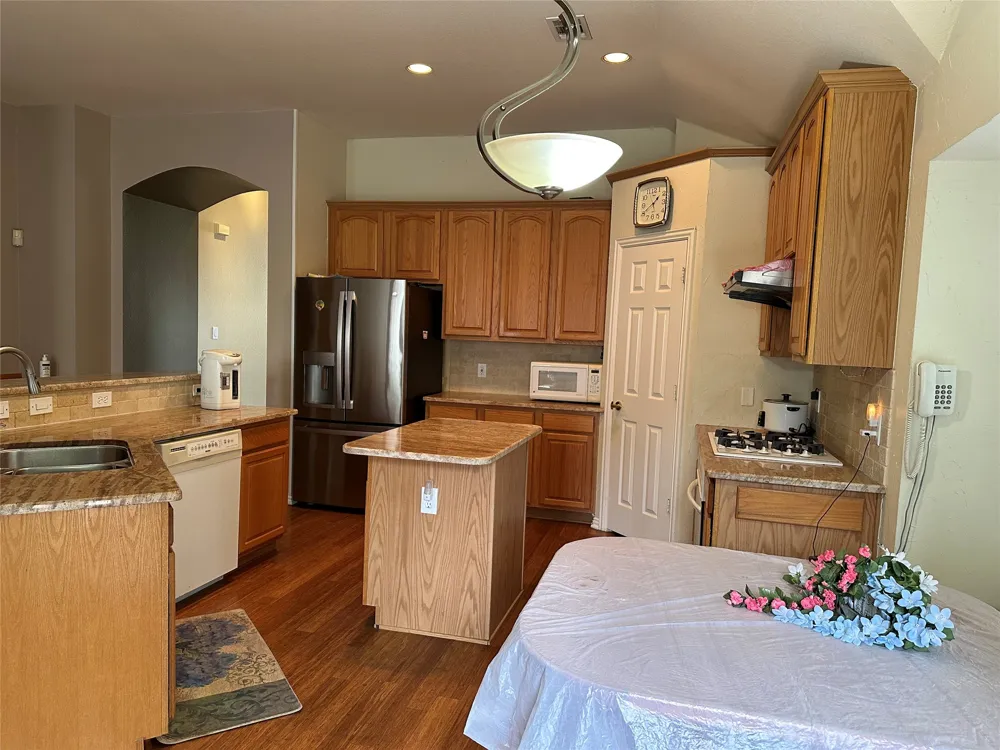2003 Westbury Lane Allen, TX 75013