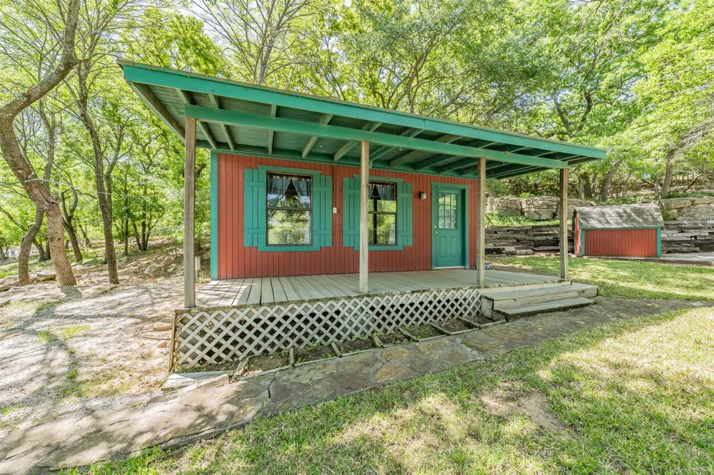 491 Cozy Cove Court Chico, TX 76431
