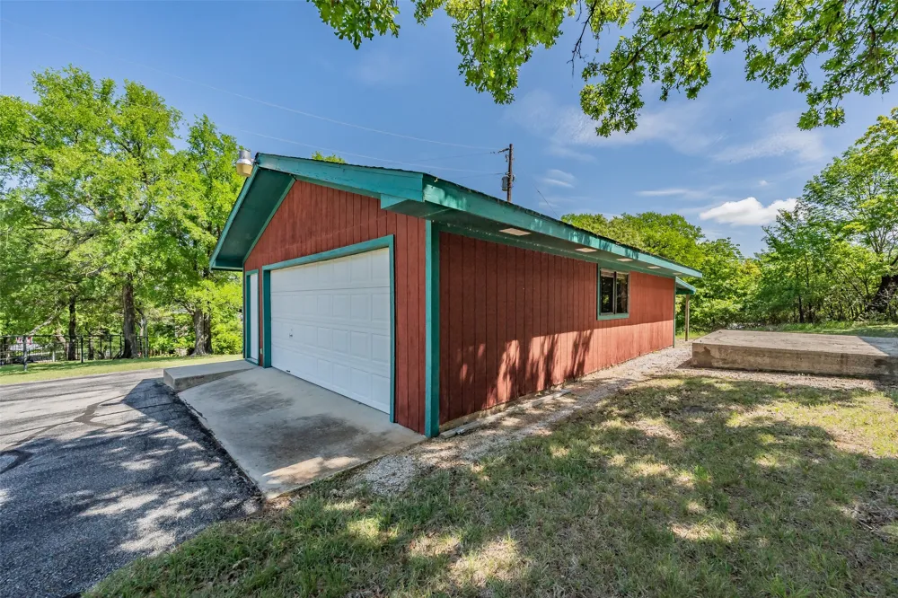 491 Cozy Cove Court Chico, TX 76431