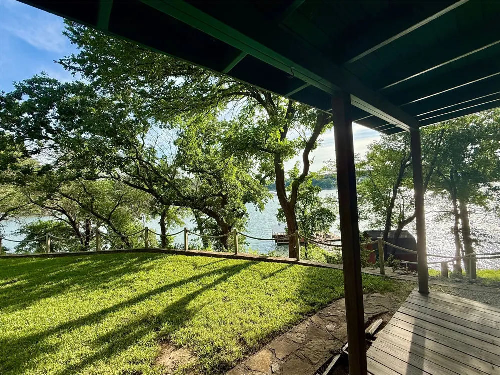 491 Cozy Cove Court Chico, TX 76431