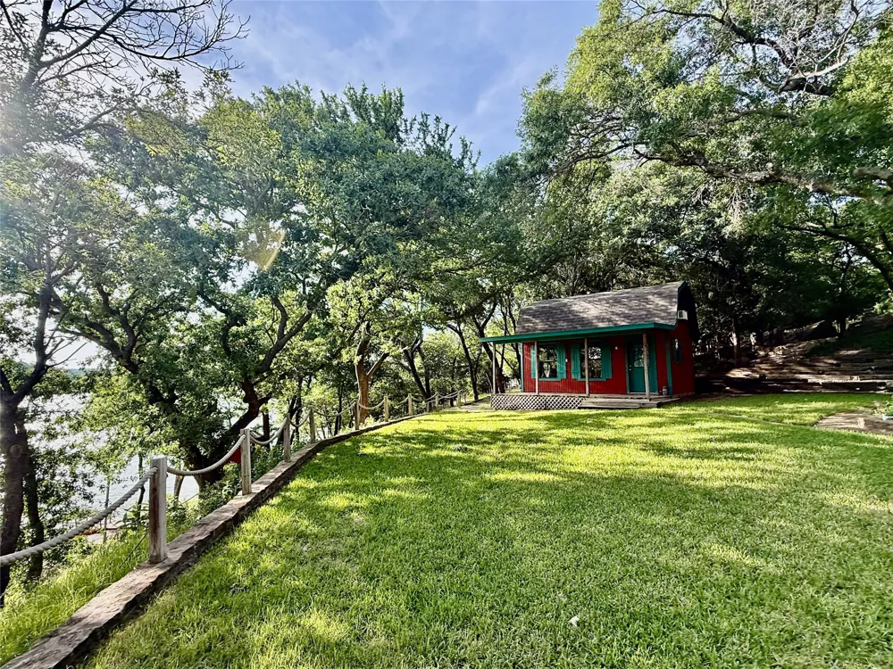 491 Cozy Cove Court Chico, TX 76431