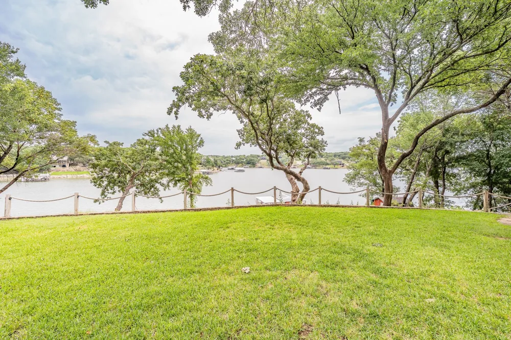 491 Cozy Cove Court Chico, TX 76431