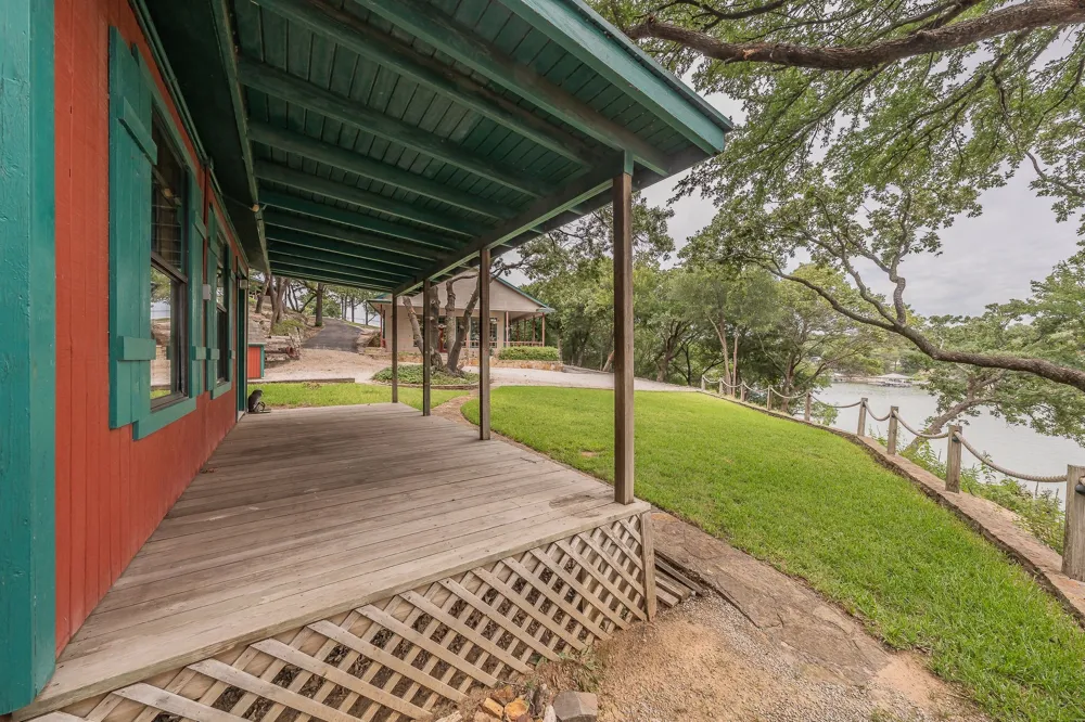 491 Cozy Cove Court Chico, TX 76431