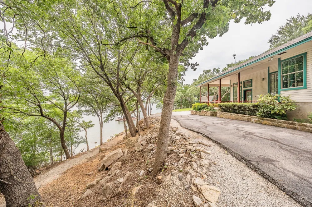 491 Cozy Cove Court Chico, TX 76431