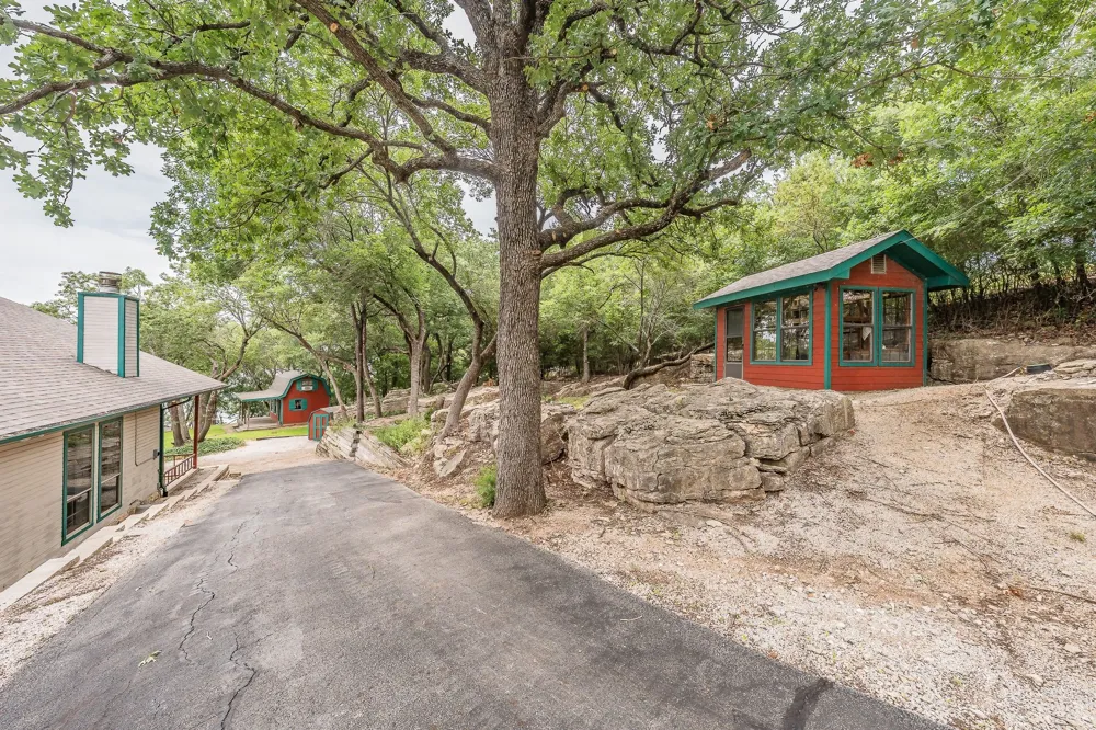 491 Cozy Cove Court Chico, TX 76431