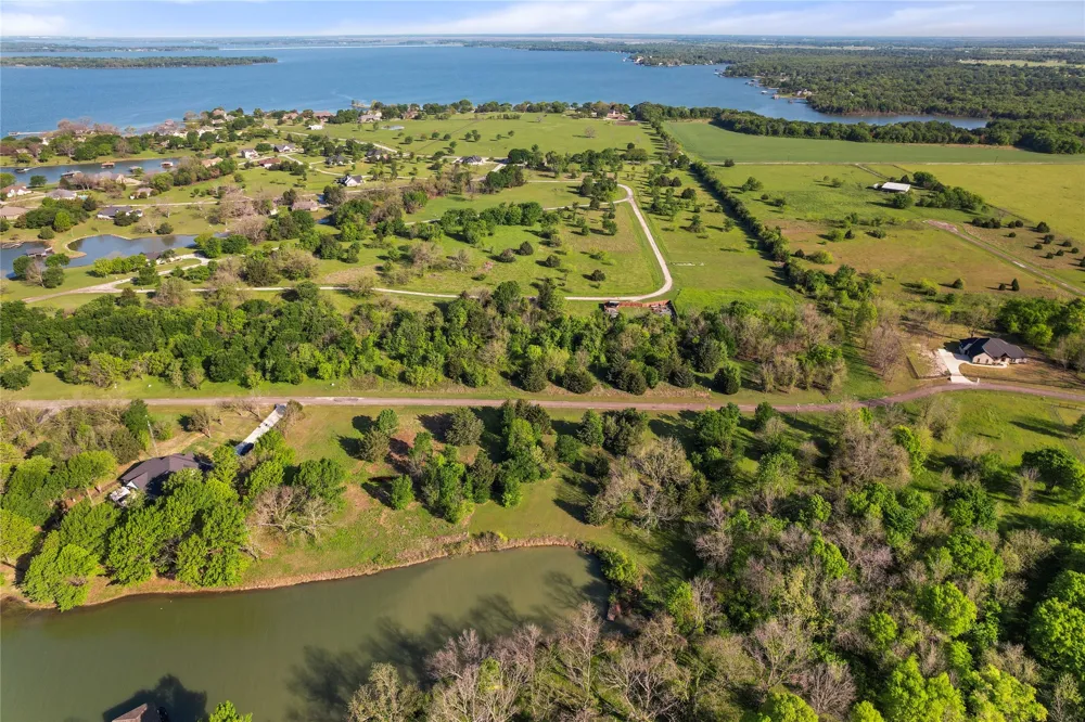 Embarcadero Kerens, TX 75144