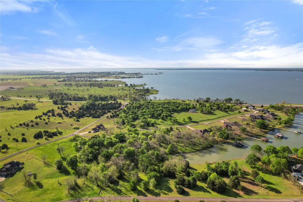 Embarcadero Kerens, TX 75144