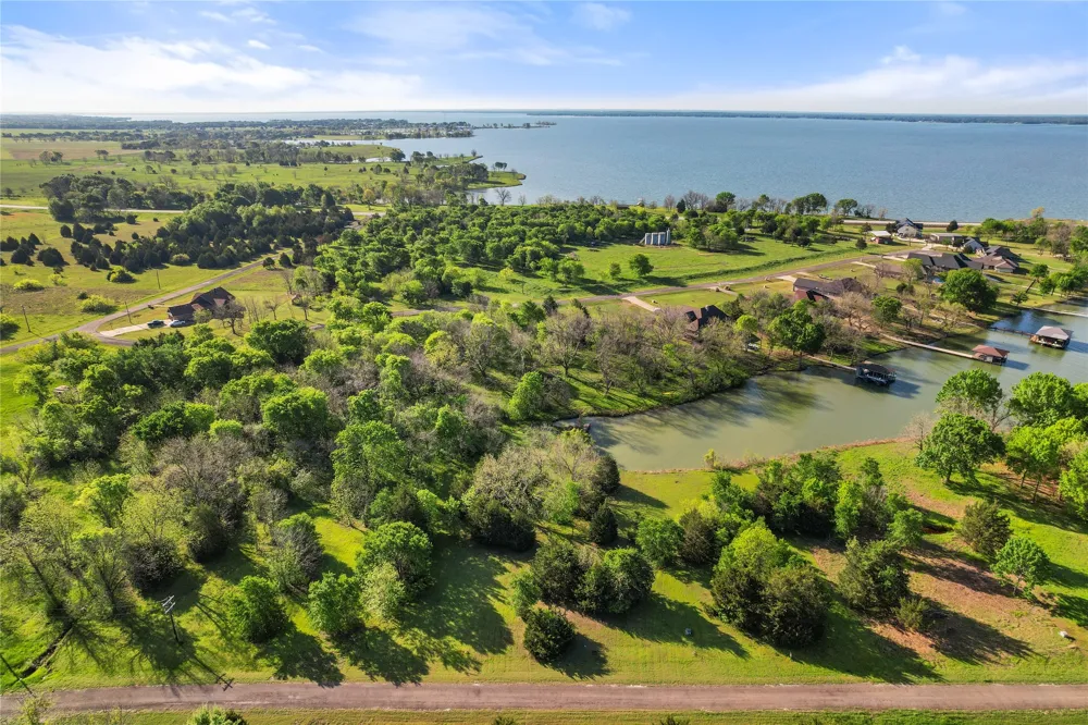 Embarcadero Kerens, TX 75144