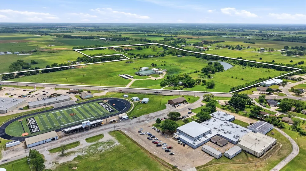 1100 Debbie Lane Pilot Point, TX 76258