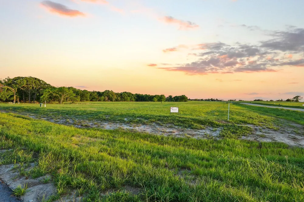 210 Diamond Point Dodd City, TX 75438