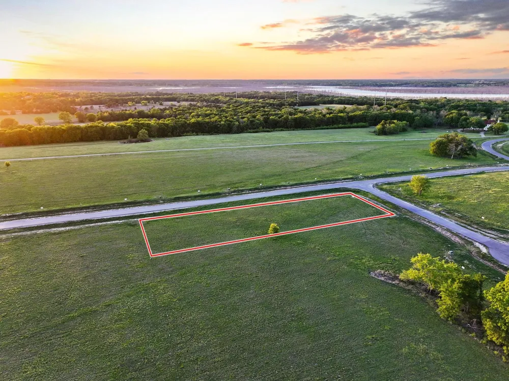 210 Diamond Point Dodd City, TX 75438