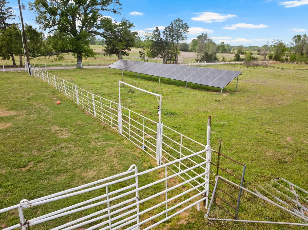1018 County Road 4287 Winnsboro, TX 75494