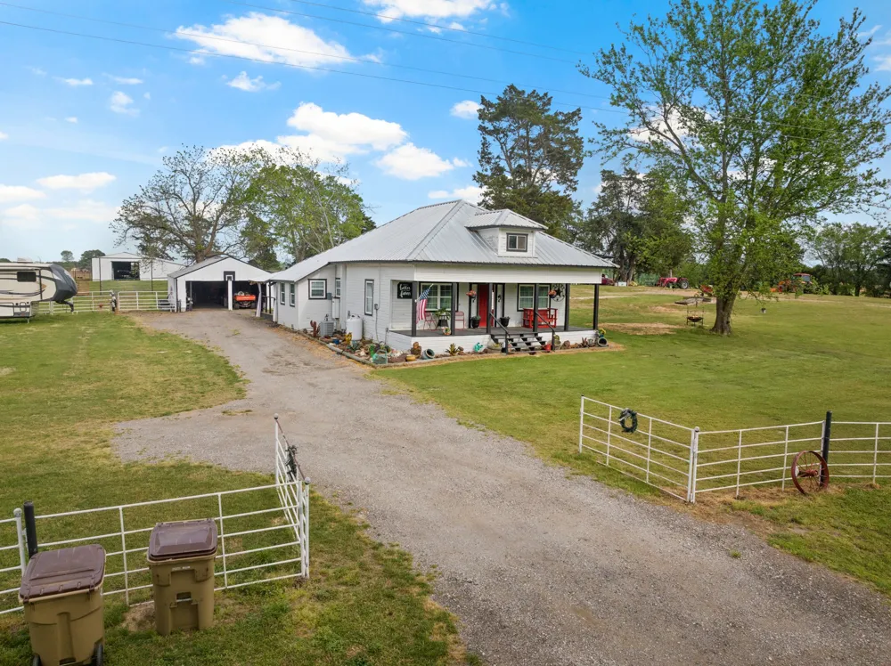 1018 County Road 4287 Winnsboro, TX 75494