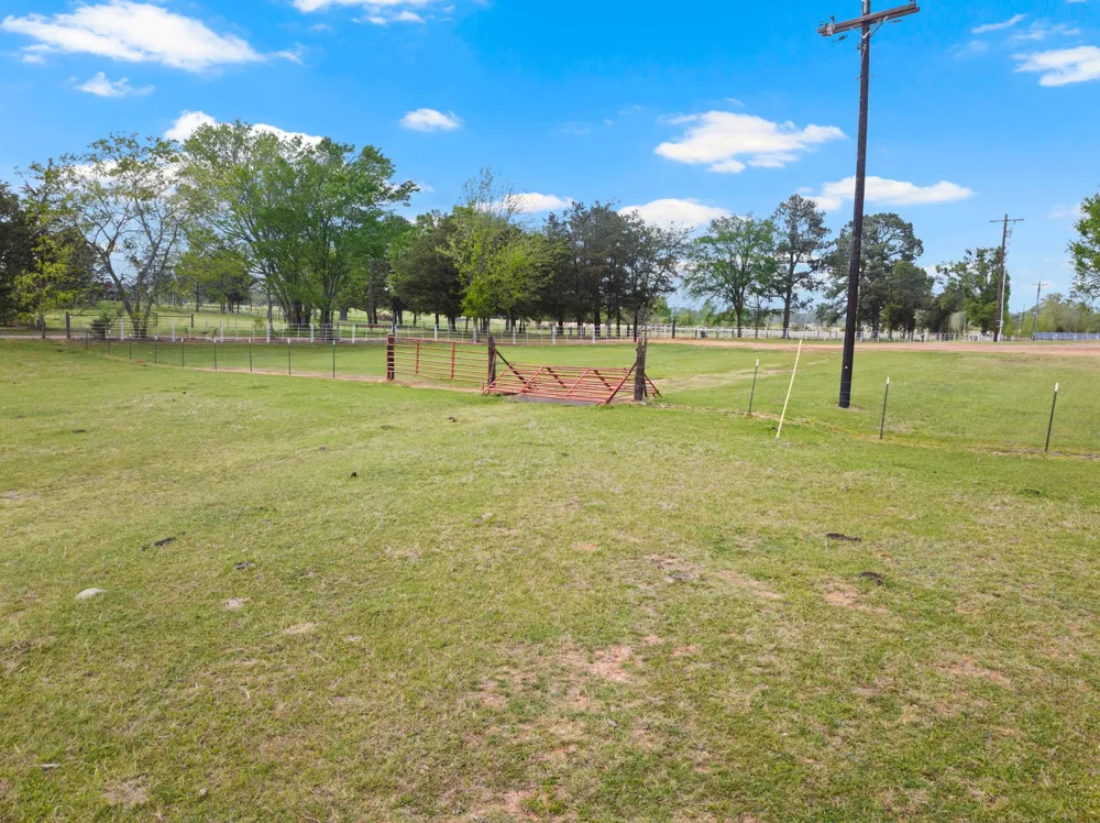 1018 County Road 4287 Winnsboro, TX 75494