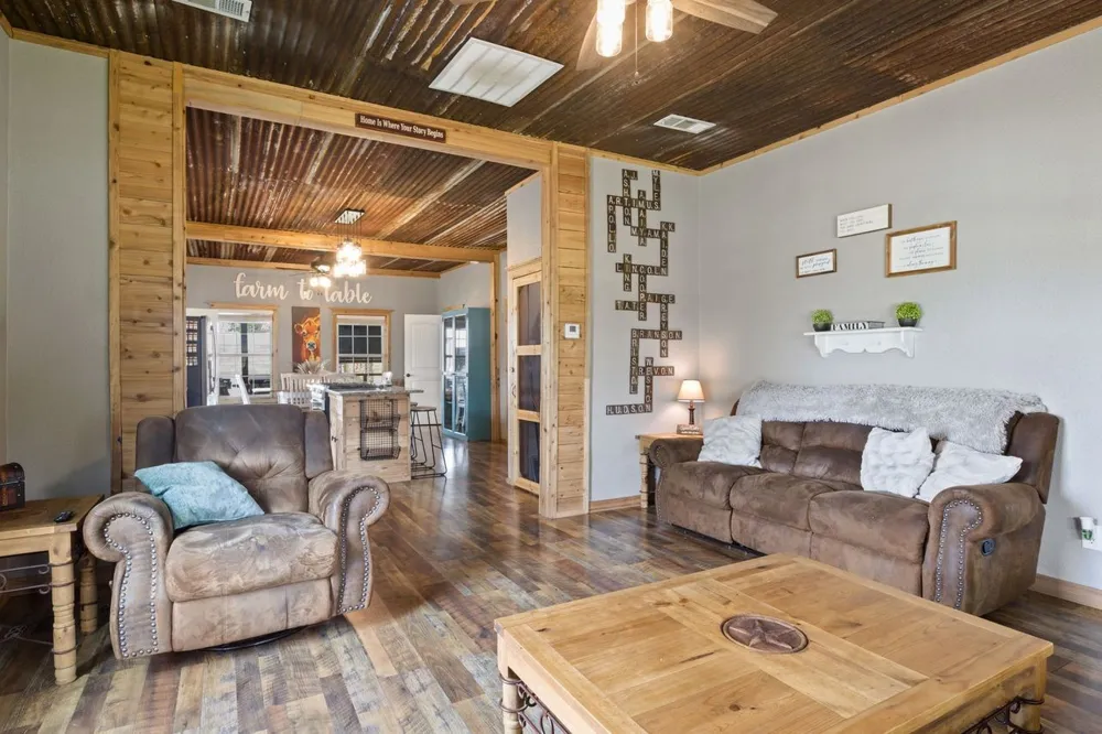 1018 County Road 4287 Winnsboro, TX 75494