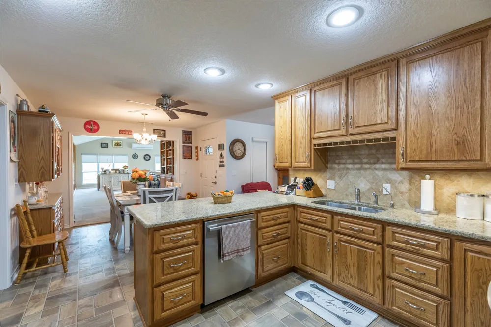 13158 HWY 36 Cross Plains, TX 76443