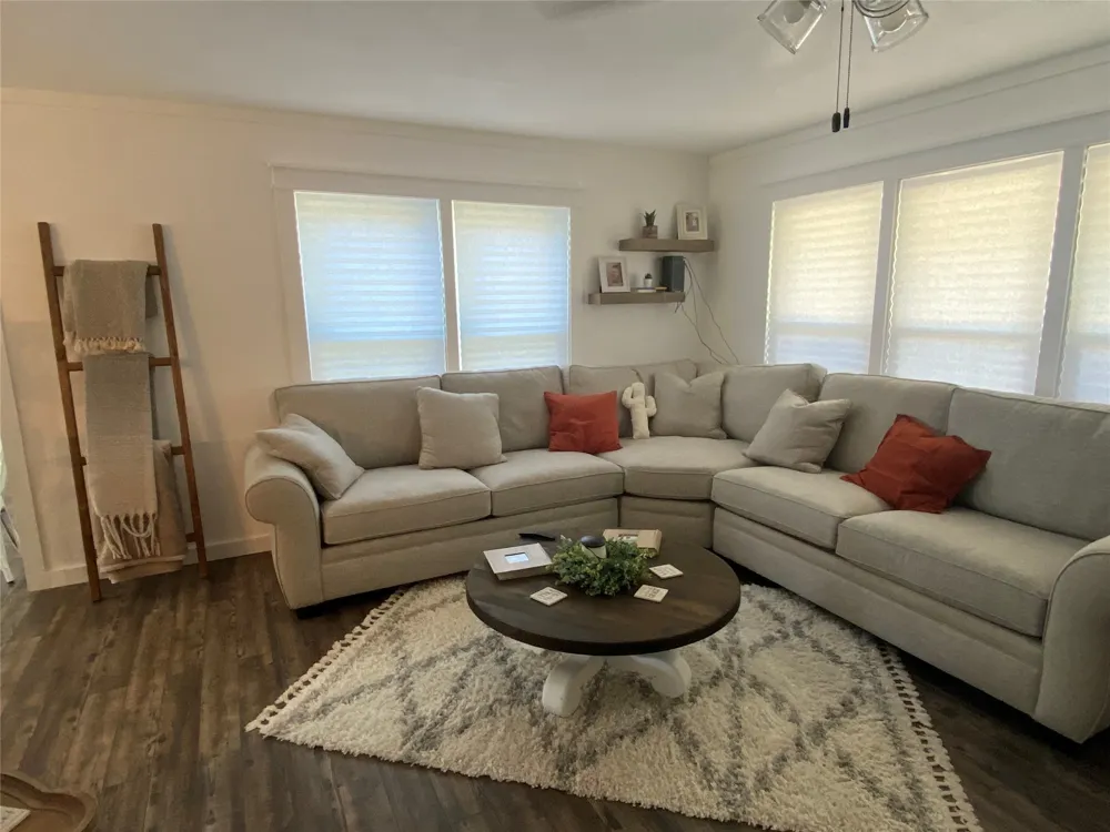 907 Magnolia Avenue Hubbard, TX 76648