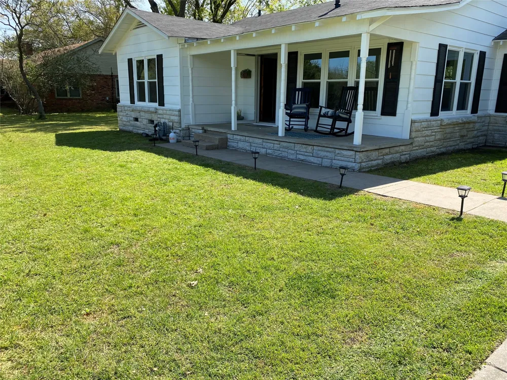 907 Magnolia Avenue Hubbard, TX 76648