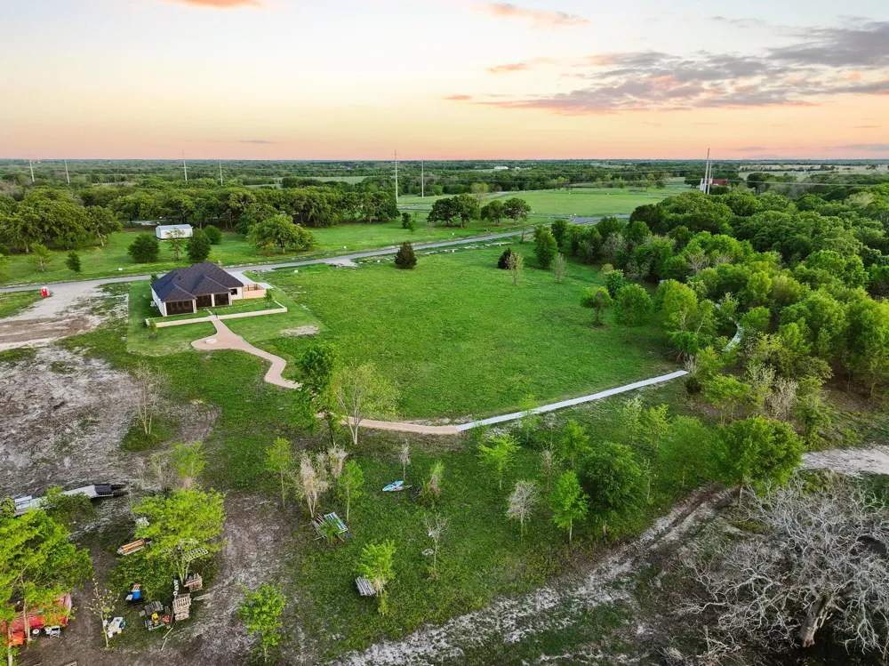 345 Shoreline Drive Dodd City, TX 75438