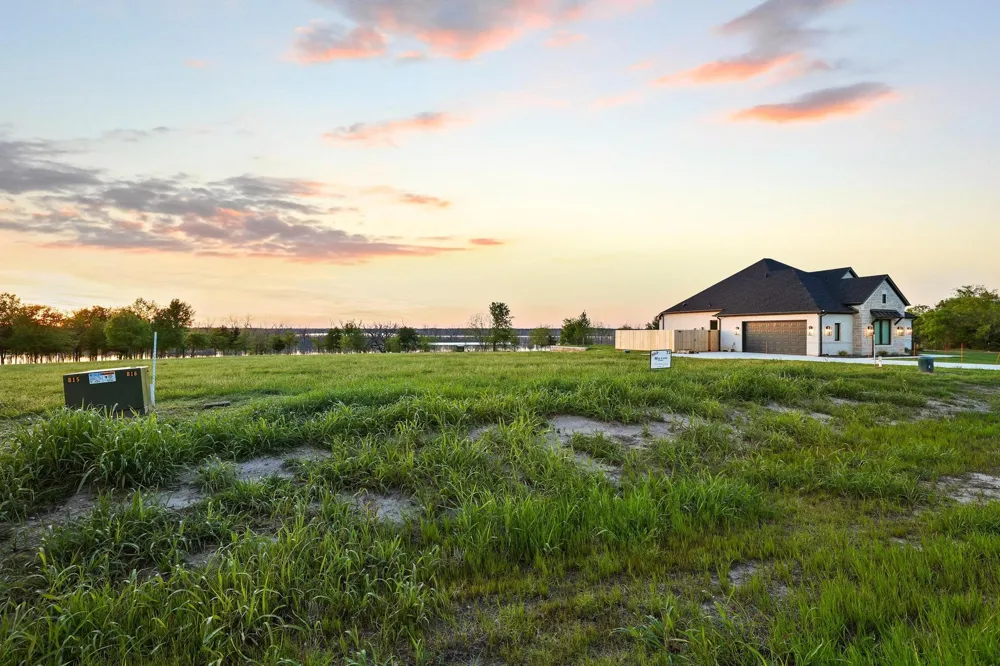 345 Shoreline Drive Dodd City, TX 75438