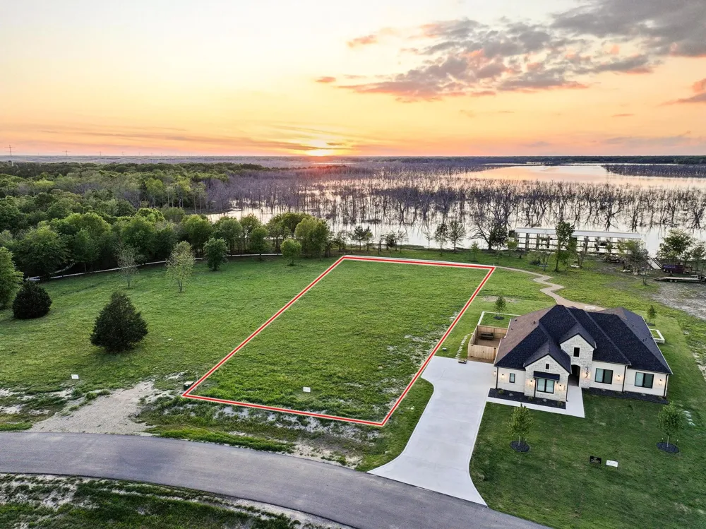 345 Shoreline Drive Dodd City, TX 75438
