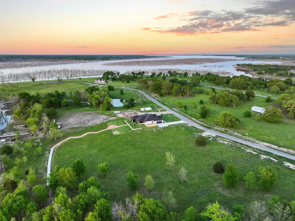 345 Shoreline Drive Dodd City, TX 75438