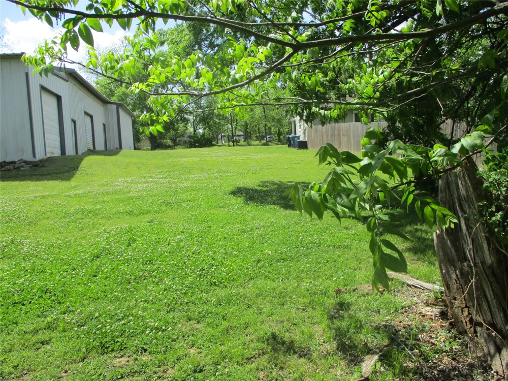 107 W Day Street #2 Denison, TX 75021
