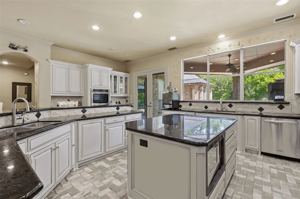180 Horseshoe Bend Fairview, TX 75069
