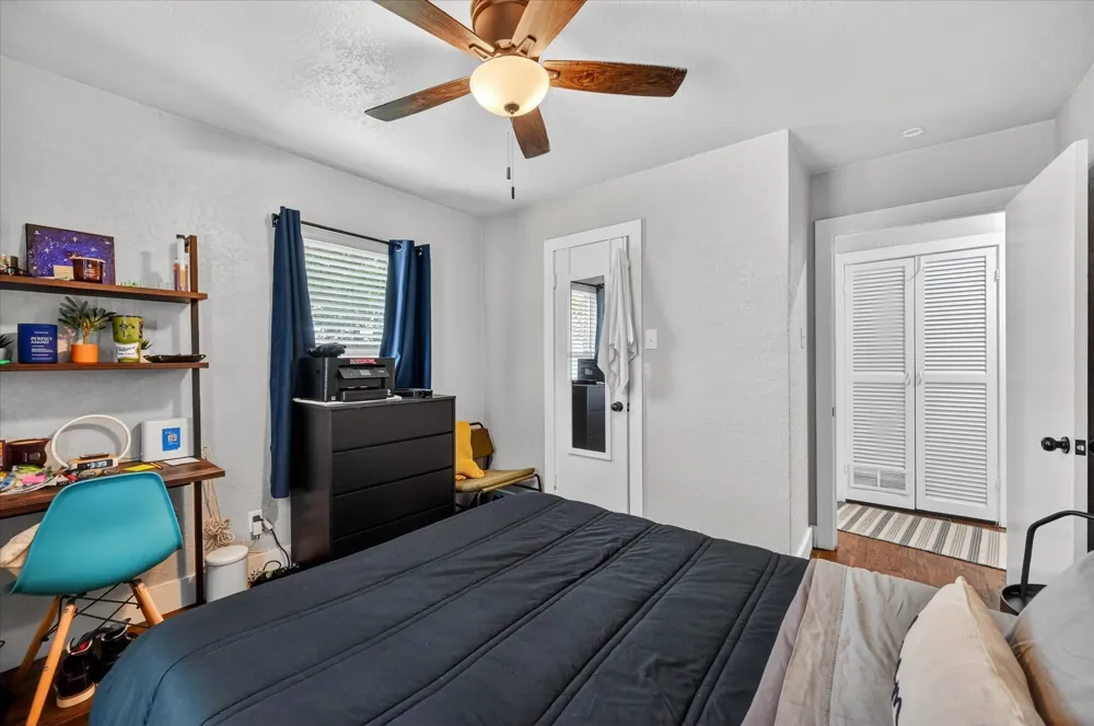 4221 Lisbon Street Fort Worth, TX 76107