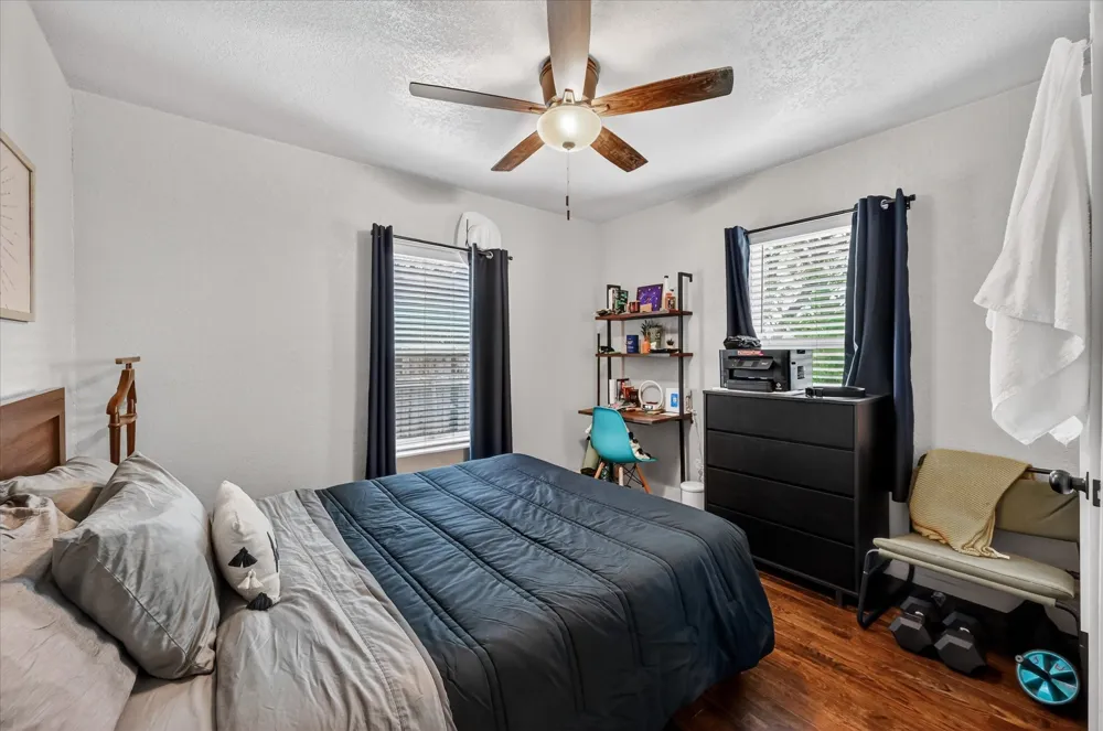 4221 Lisbon Street Fort Worth, TX 76107