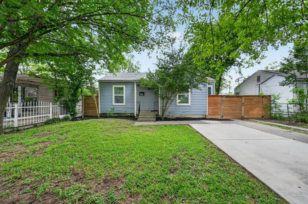 4221 Lisbon Street Fort Worth, TX 76107