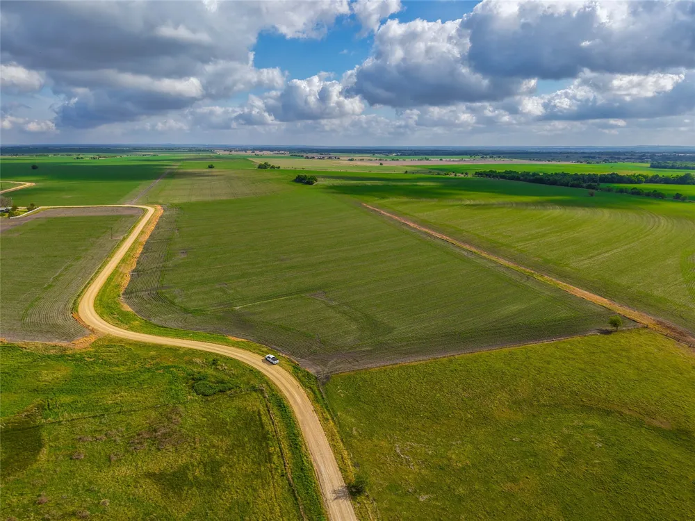 CATHEY CREEK ROAD Holland, TX 76534