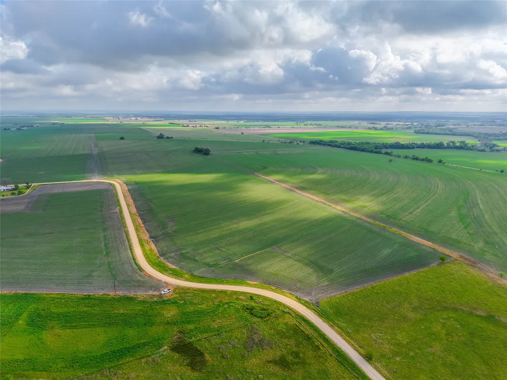 CATHEY CREEK ROAD Holland, TX 76534