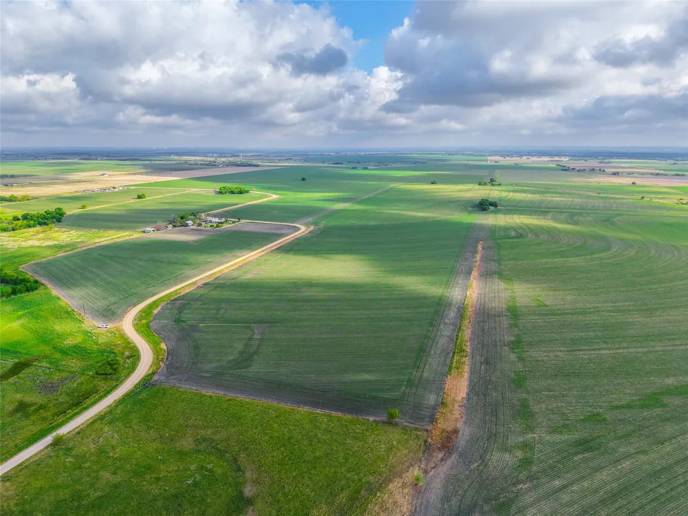 CATHEY CREEK ROAD Holland, TX 76534